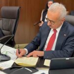 ulastirma bakani uraloglu kalkinma yolu projesi 2 bakanlar konseyi toplantisina katildi 4d67858