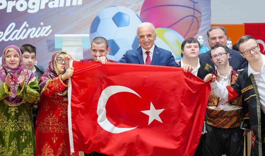 ÜMRANİYE BELEDİYESİ, GENÇLERİN SPORA OLAN İLGİSİNİ ARTIRMAK VE OKULLARDAKİ SPOR