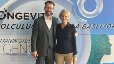 DR. MERCEDES AGUİRRE LİPPERHEİDE VE FİLİP DE GROEVE