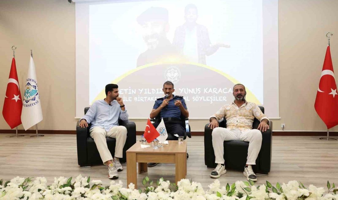 ALANYA ALAADDİN KEYKUBAT ÜNİVERSİTESİNDE (ALKÜ) DÜZENLENEN SÖYLEŞİDE ÖĞRENCİLERLE BULUŞAN ÜNLÜ