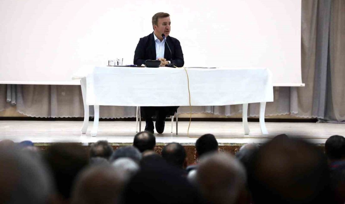 VALİ AYDOĞDU, MUHTARLAR VE ESNAF TEMSİLCİLERİYLE TOPLANTI YAPTI