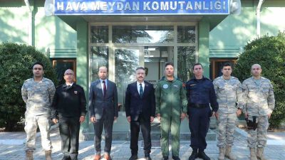 ESKİŞEHİR VALİSİ HÜSEYİN AKSOY, SİVRİHİSAR HAVA MEYDAN KOMUTANLIĞI’NI ZİYARET ETTİ.