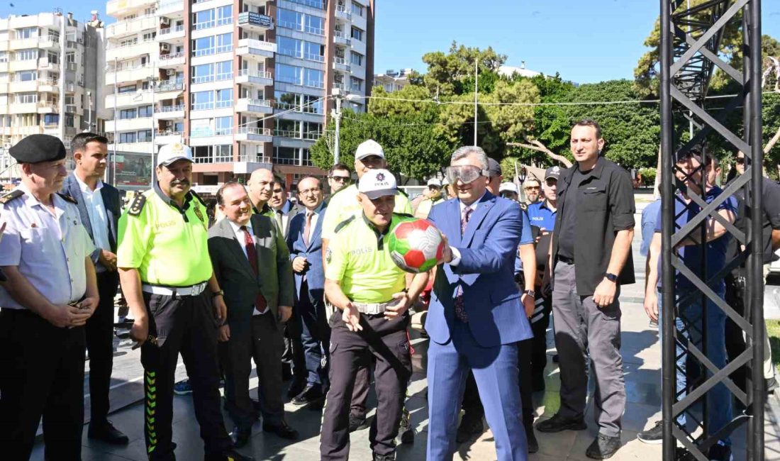 ALANI ZİYARET EDEN ANTALYA VALİSİ HULUSİ ŞAHİN, “TÜRKİYE'DEKİ KAZALARIN ÇOK