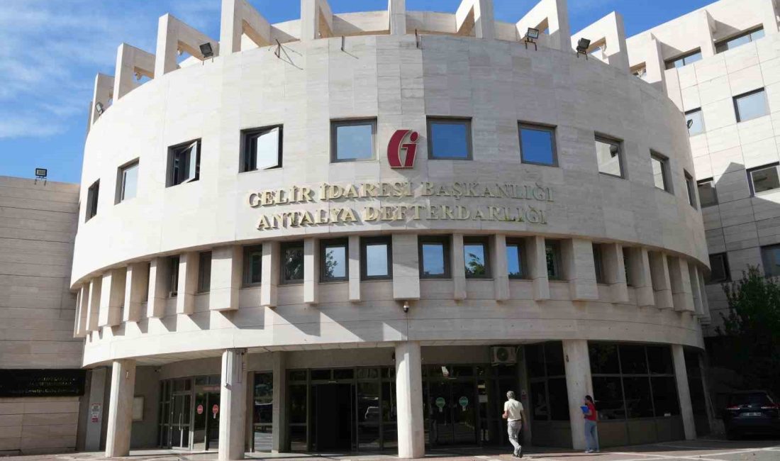 TÜRKİYE GENELİNDE VERGİ BORCUNU ÖDEMEYEN MÜKELLEFLERİN YER ALDIĞI LİSTE AÇIKLANDI.