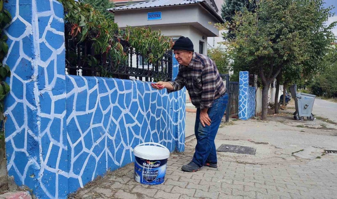 KÜTAHYA'NIN HİSARCIK İLÇESİ DEREKÖY'DE VETERİNER HEKİM MUSTAFA DENİZ, MEZUN OLDUĞU