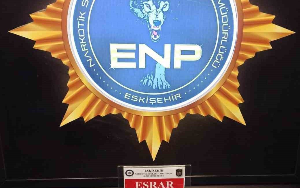 ESKİŞEHİR EMNİYET MÜDÜRLÜĞÜ NARKOTİK SUÇLARLA MÜCADELE ŞUBE MÜDÜRLÜĞÜNCE UYUŞTURUCU SATICILARINA