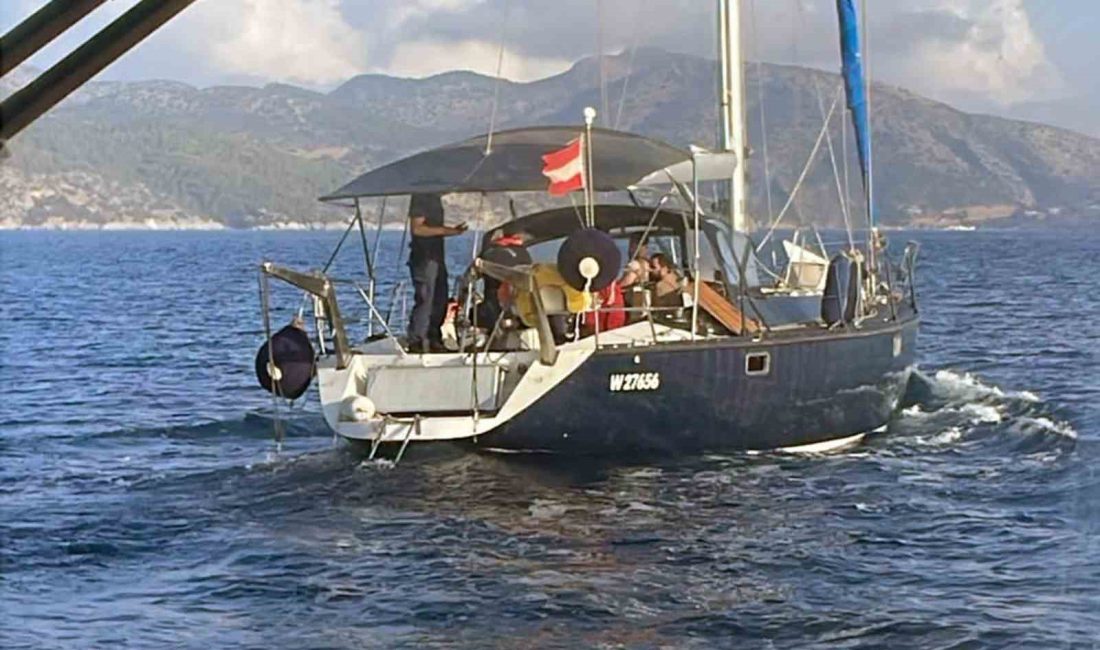 MUĞLA’NIN DATÇA İLÇESİ AÇIKLARINDA İTALYA ROTASI ÜZERİNDE SEYREDEN YELKENLİ TEKNEDE