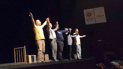 MERSİN'İN MERKEZ İLÇE YENİŞEHİR BELEDİYESİ TARAFINDAN KURULAN VE SANATSEVERLERİN BEĞENİSİNİ