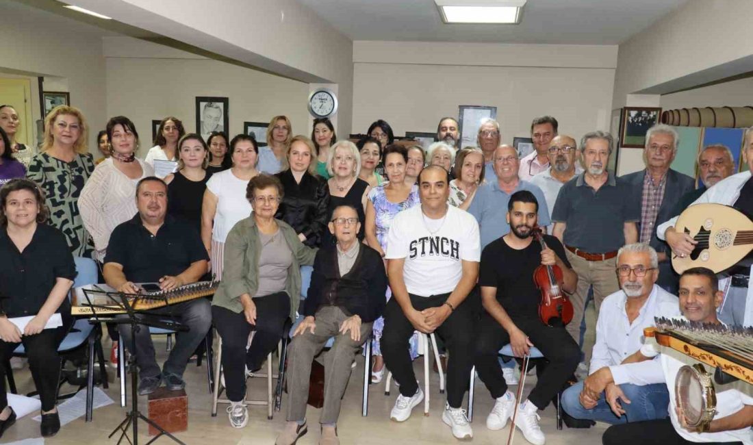 NAZİLLİ BELEDİYESİ TÜRK SANAT MÜZİĞİ TOPLULUĞU KURUCU ŞEFİ LÜTFİ SELEK