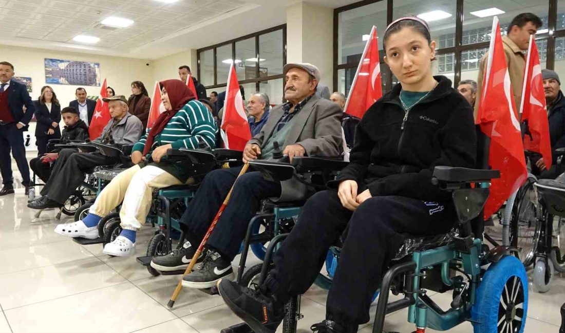 YOZGAT’TA 20 ENGELLİYE TEKERLEKLİ SANDALYE DAĞITILDI