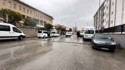 HAKKARİ'NİN YÜKSEKOVA İLÇE NÜFUS MÜDÜRLÜĞÜNDE “EVRAKTA SAHTECİLİK” YAPTIKLARI İDDİASIYLA GÖZALTINA