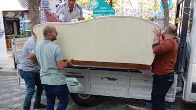 İKİNCİ EL EŞYA HİZMETİNİ SÜRDÜREN YUNUSEMRE BELEDİYESİ, KULLANILABİLİR DURUMDA OLAN