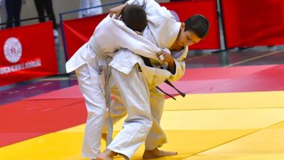 YUNUSEMRE BELEDİYESPOR'UN JUDOCULARI, MANİSA GENÇLİK VE SPOR İL MÜDÜRLÜĞÜ TARAFINDAN