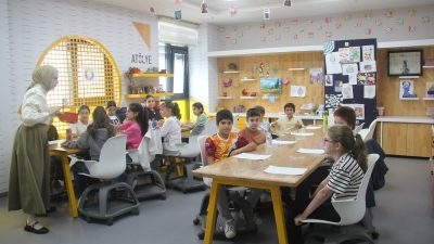 ZEYTİNBURNU’NDA DERSLERİNDE BAŞARILI OLAN 4 VE 5. SINIF ÖĞRENCİLERİNE Z