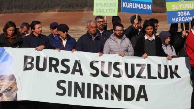 Bursa Kent Konseyi kuruyan Nilüfer Barajında basın açıklaması gerçekleştirdi. Kuruma