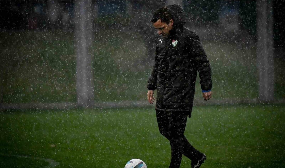 Bursaspor, 23 Elazığ FK Maçı Hazırlıklarına Devam Etti 23 Elazığ FK maçı hazırlıklarına devam eden Bursaspor, bu akşam