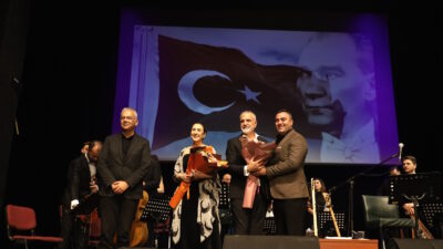 Klasik Türk Müziği’nin sevilen isimleri Melihat Gülses ve Nida Ateş,