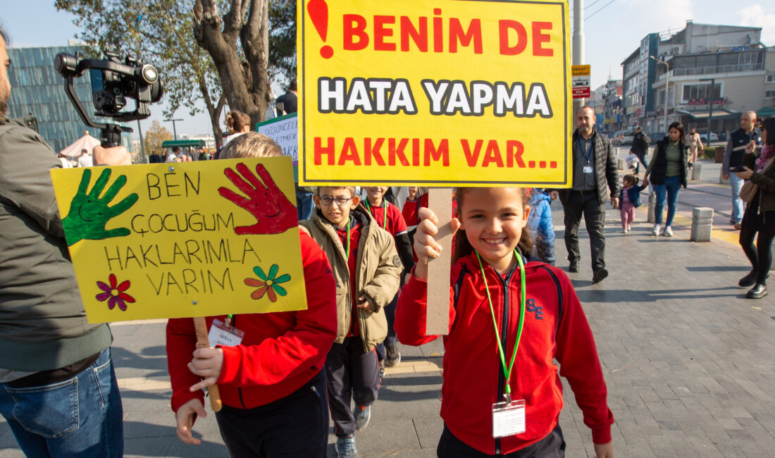 Bursa Büyükşehir Belediyesi ve Bursa Kent Konseyi tarafından 20 Kasım