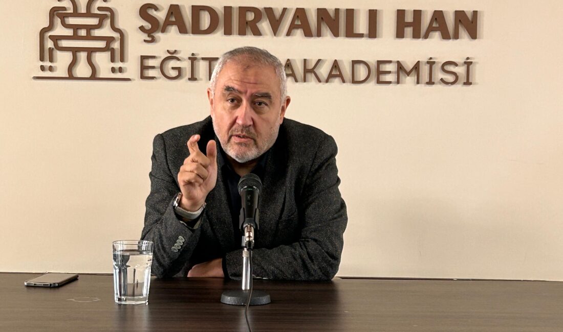Osmangazi Belediyesi, düzenlediği Akademik Okuma ve Yazma Seminerleri ile lisans