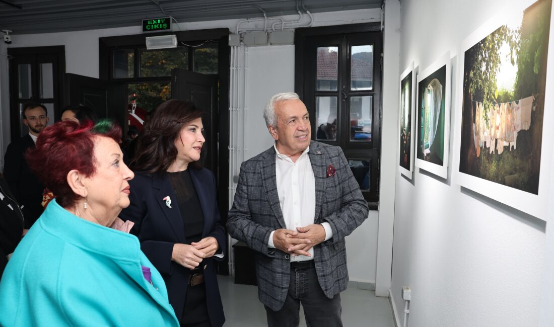 Fotoğraf sanatçısı ve senarist Ebru Ceylan’ın “Yerin Ruhu” isimli sergisi