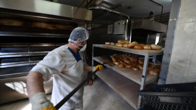 Somuncu Baba Gönül Fırını’nda ihtiyaç sahipleri için her gün 6