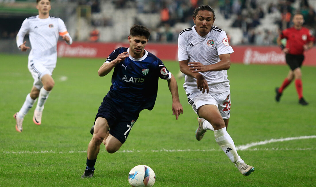 TFF 3. Lig takımlarından Bursaspor, 2024-2025 sezonunda geride kalan 6