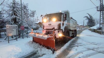 Büyükşehir, karla mücadele çalışmalarını sürdürüyor
