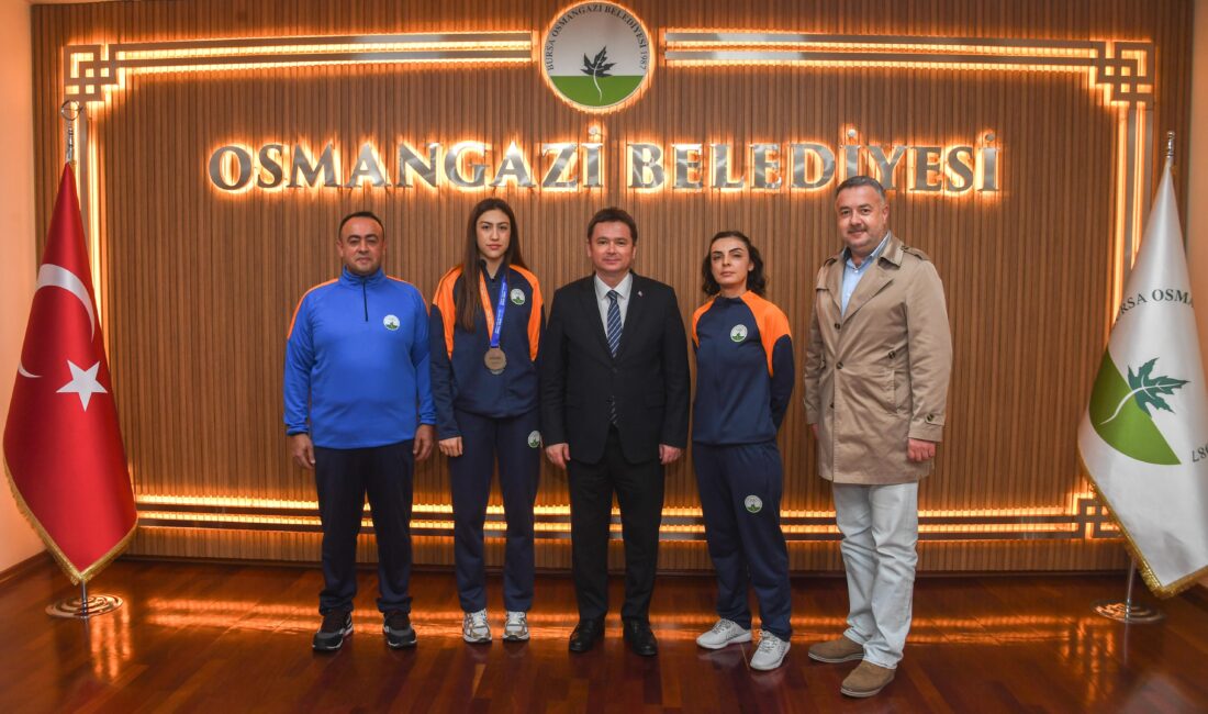 Düzenlenen Türkiye şampiyonası ve uluslararası turnuvalarda Türkiye rekoru ve birincilik