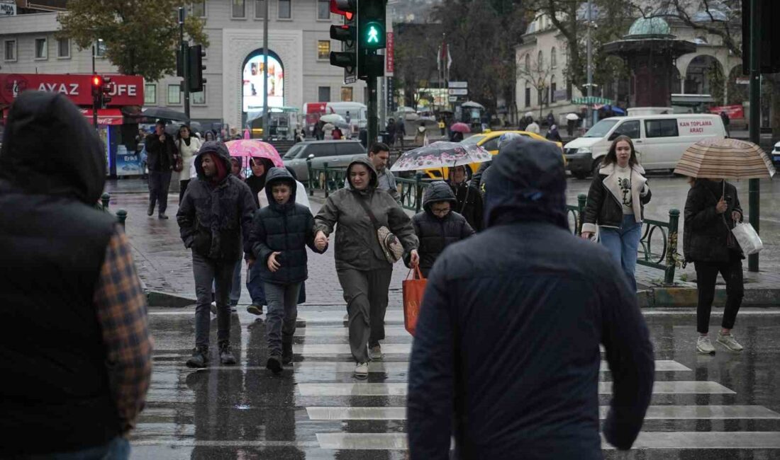 Bursa’yı bir süredir etkisi altına alan sağanak yağmur sevindirdi. Son