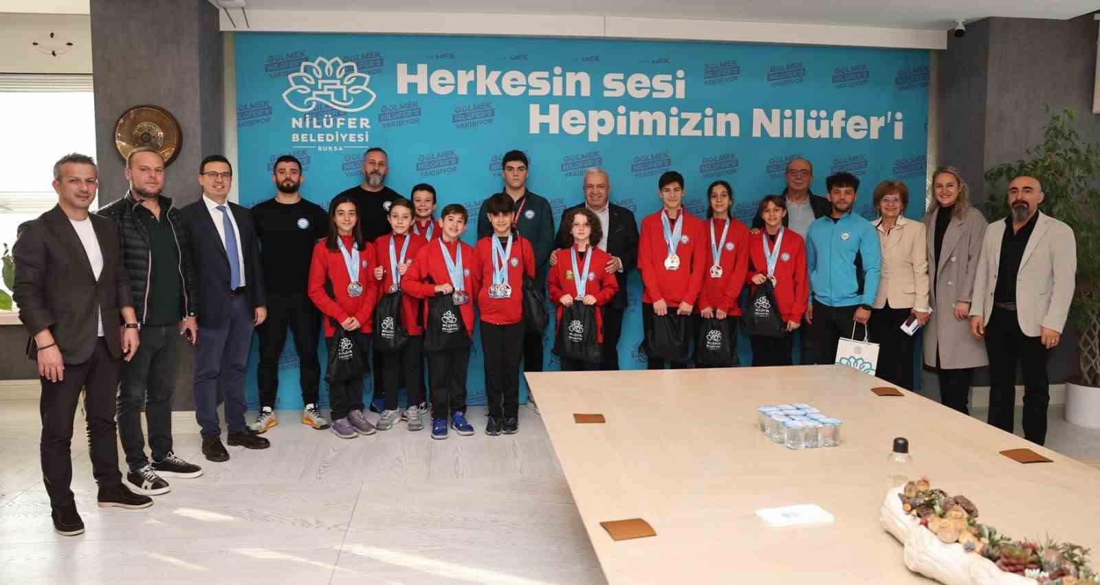 Başkan Şadi Özdemir Başarılı Sporcuları Ağırladı 1 20241224aw356765 0