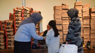 Osmangazi Belediyesi tarafından kurulan ve ihtiyaç sahipleri ile yardımsever vatandaşlar