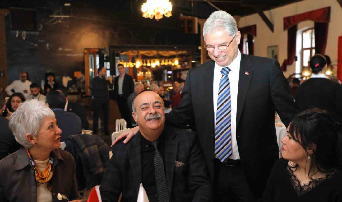 Mudanya Belediye Başkanı Deniz Dalgıç, muhtarlarla yaptığı değerlendirme toplantısında 2024