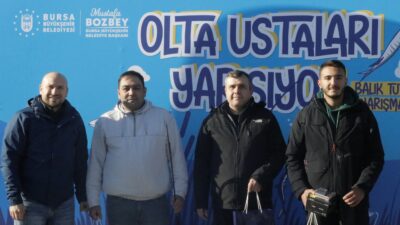Bursa Büyükşehir Belediyesi tarafından düzenlenen ‘Balık Tutma Yarışması’nda teknelerle Marmara