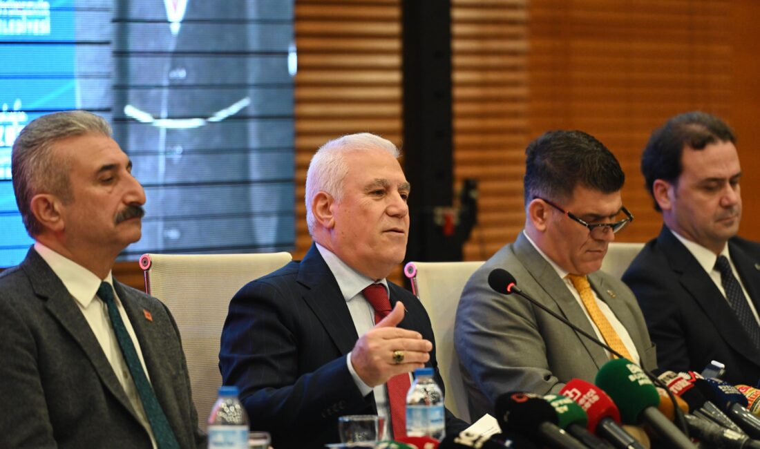 Bursa Büyükşehir Belediye Başkanı Mustafa Bozbey, 9 aylık görev süresi