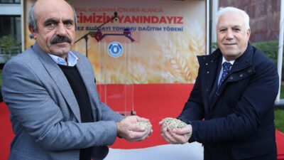 Bursa’da fide fidan desteğinden pazarlamaya kadar her alanda üreticinin yanında