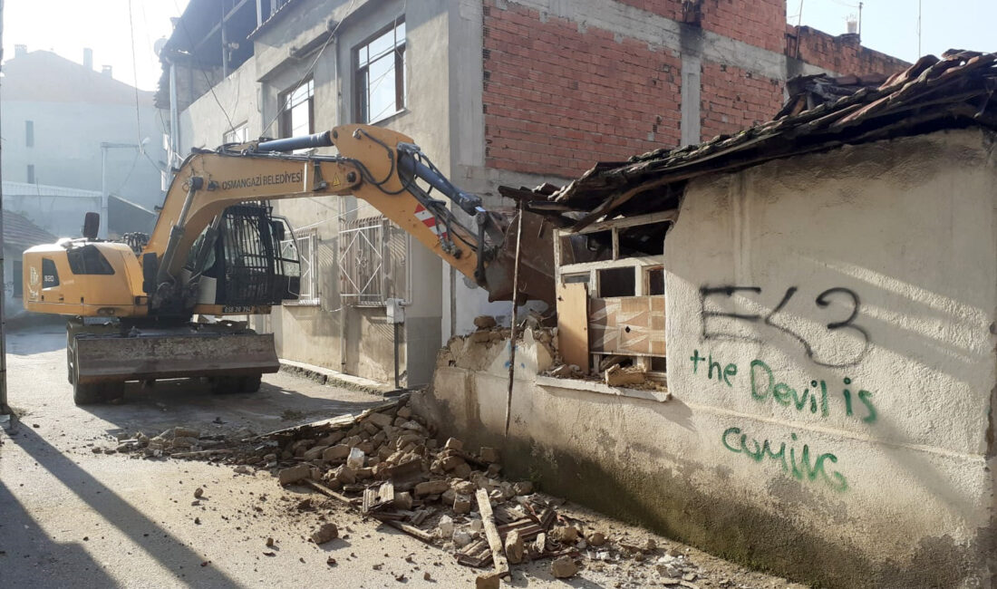 Osmangazi Belediyesi, vatandaşların can ve mal güvenliği açısından tehlike arz