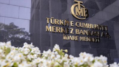 Sanayi, inşaat ve ticaret-hizmet sektörleri toplamında ücretli çalışan sayısı 2024