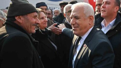 Bursa Büyükşehir Belediye Başkanı Mustafa Bozbey, 17 ilçe arasında hava