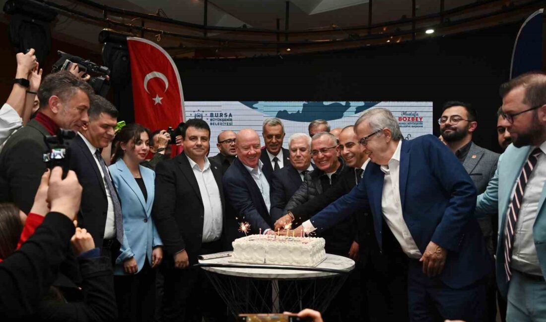 Bursa Büyükşehir Belediye Başkanı Mustafa Bozbey, 10 Ocak Çalışan Gazeteciler