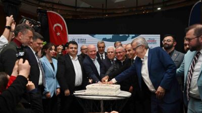 Bursa Büyükşehir Belediye Başkanı Mustafa Bozbey, 10 Ocak Çalışan Gazeteciler