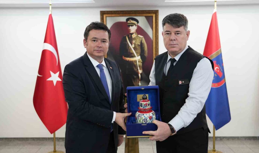 Osmangazi Belediye Başkanı Erkan Aydın, Bursa İl Jandarma Komutanlığı görevine