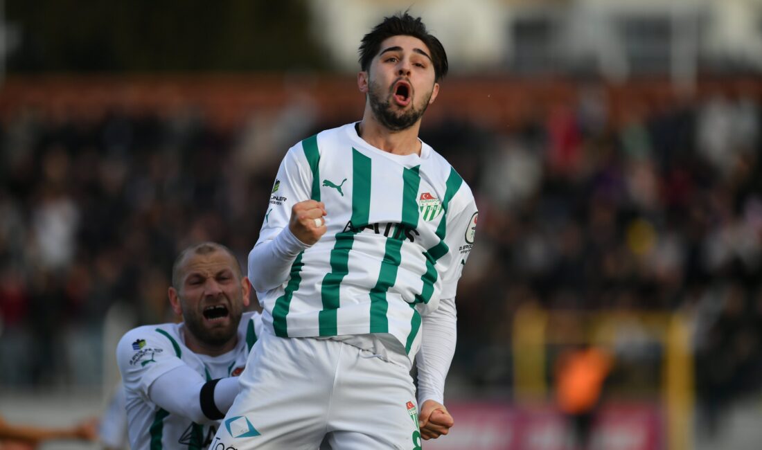 TFF 3. Lig 1. Grup'ta mücadele eden lider Bursaspor, deplasmanda