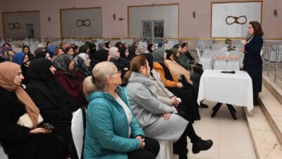 Osmangazi’de Tüberküloz Hakkında Bilgilendirme Semineri Osmangazi Belediyesi, tedavi edilmediğinde ölüme varan sonuçlara sebebiyet veren tüberküloz