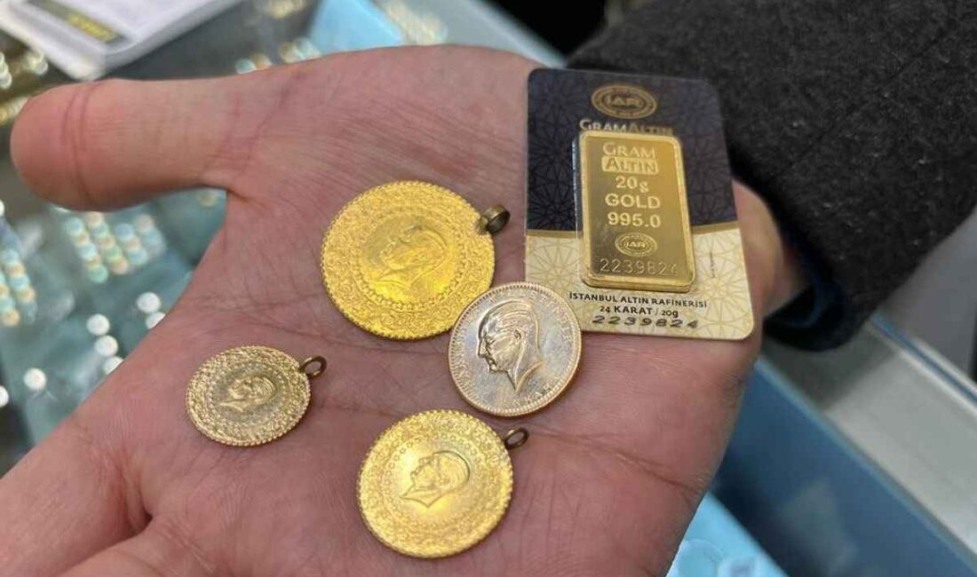 ABD Merkez Bankası'nın faizi sabit bırakmasının ardından Donald Trump yönetiminin