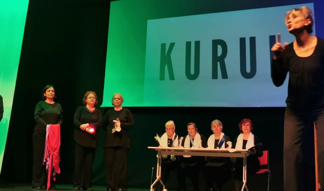 Alevi Kültür Dernekleri Bursa Şubesi’nin özel gösterimi olarak sahnelenen “Masallara