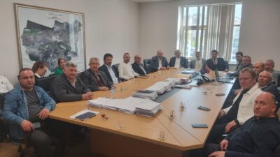 Bursa Büyükşehir Belediyesi tarafından ziraat odalarının katılımıyla düzenlenen toplantıda, üreticilere