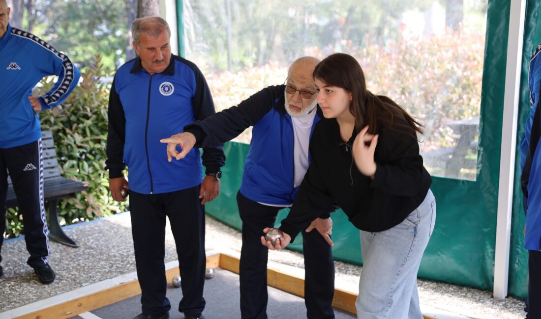 Bursa Büyükşehir Belediyesi ve Bursa Kent Konseyi Çocuk Meclisi tarafından