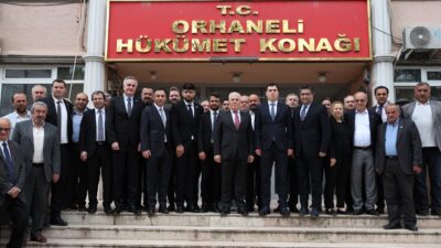  ‘Başkan Bozbey Burada’ projesi kapsamında Orhaneli ilçesinde vatandaşlarla bir araya