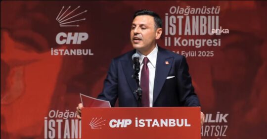 CHP’de İstanbul İl Kongresi Krizi: Mahkeme “Durdurun” Dedi, YSK “Devam” Kararı Verdi Cumhuriyet Halk Partisi’nin (CHP) İstanbul Olağanüstü İl Kongresi öncesinde büyük