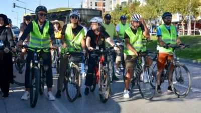 Bursa Büyükşehir Belediyesi tarafından Avrupa Hareketlilik Haftası kapsamında düzenlenen ‘Renkli